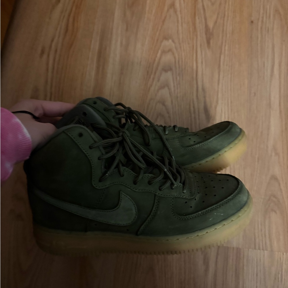 Nike air forces high top